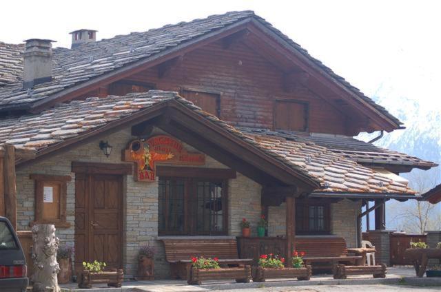 Hotel Ristoro Vagneur Saint Nicolas Kültér fotó